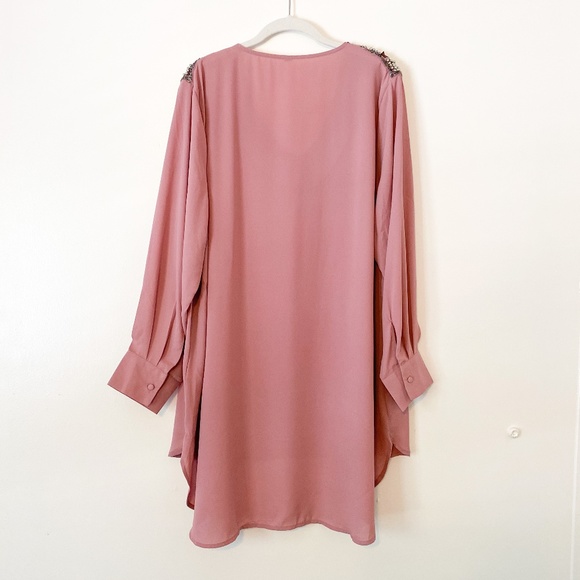 Melissa McCarthy Seven7 Hi Lo Beaded Blouse - Picture 5 of 5